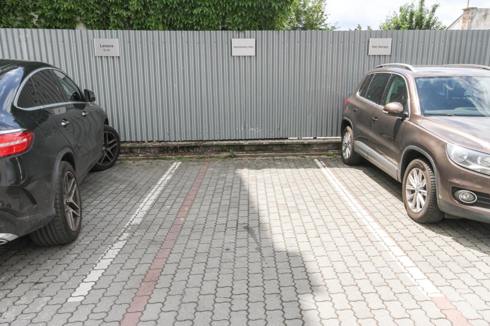 Apartman Vita Lite Trenčín Exterior foto