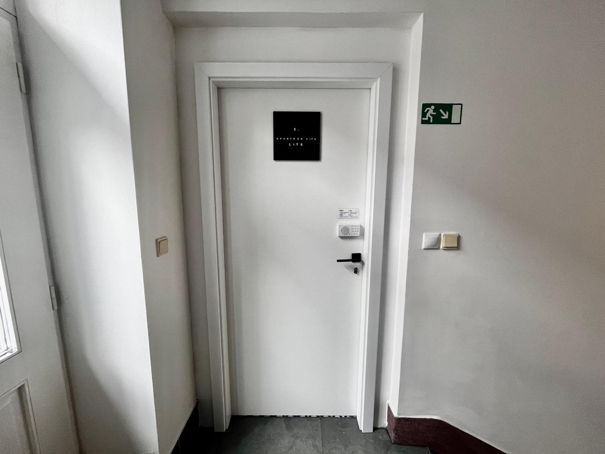 Apartman Vita Lite Trenčín Exterior foto